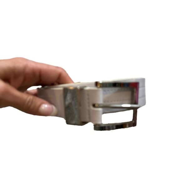 Ladies White Genuine Leather Belt with Silver Hardware Size XL - Picture 5 of 14